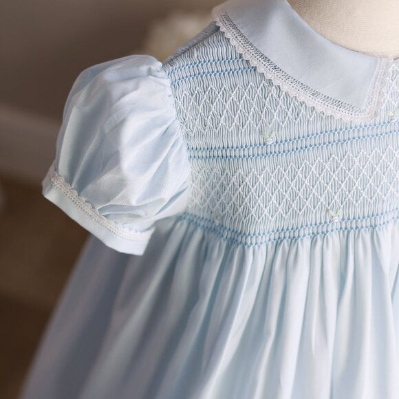 RARE Smocked Blue Dress Embroidery Vintage Feltman Brothers 2T - Picture 4 of 6